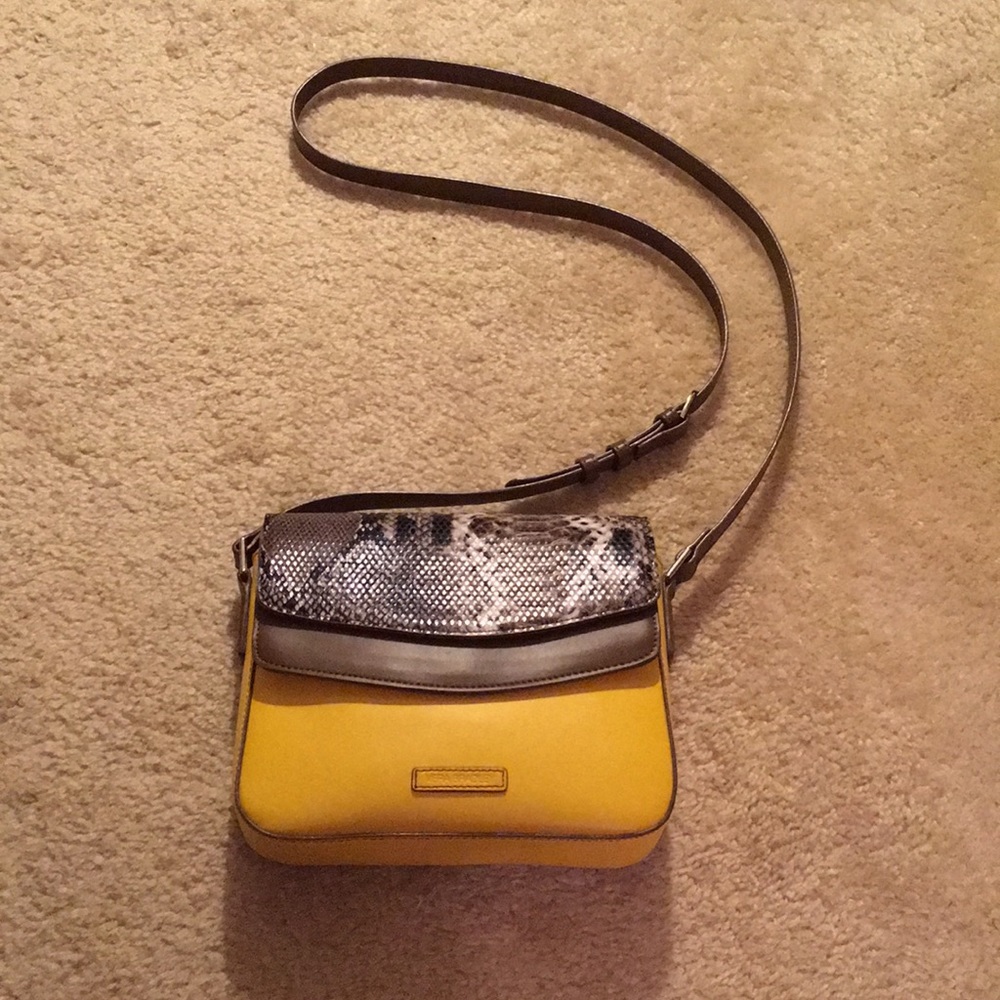 Vera Bradley authentic crossbody purse